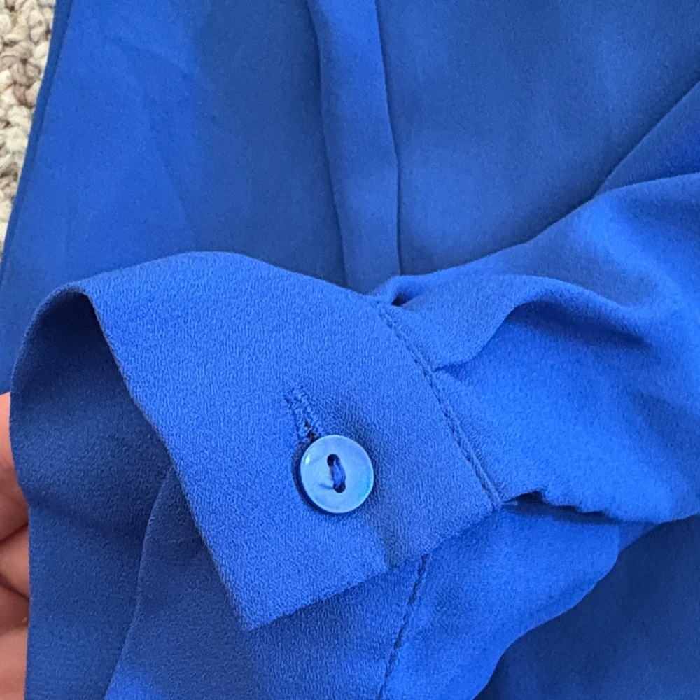 Women’s Blouse Bundle - Picture 6 of 16